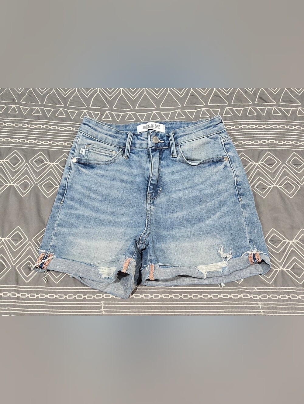 Judy Blue High Waisted Distressed Cuffed Denim Shorts Size Small